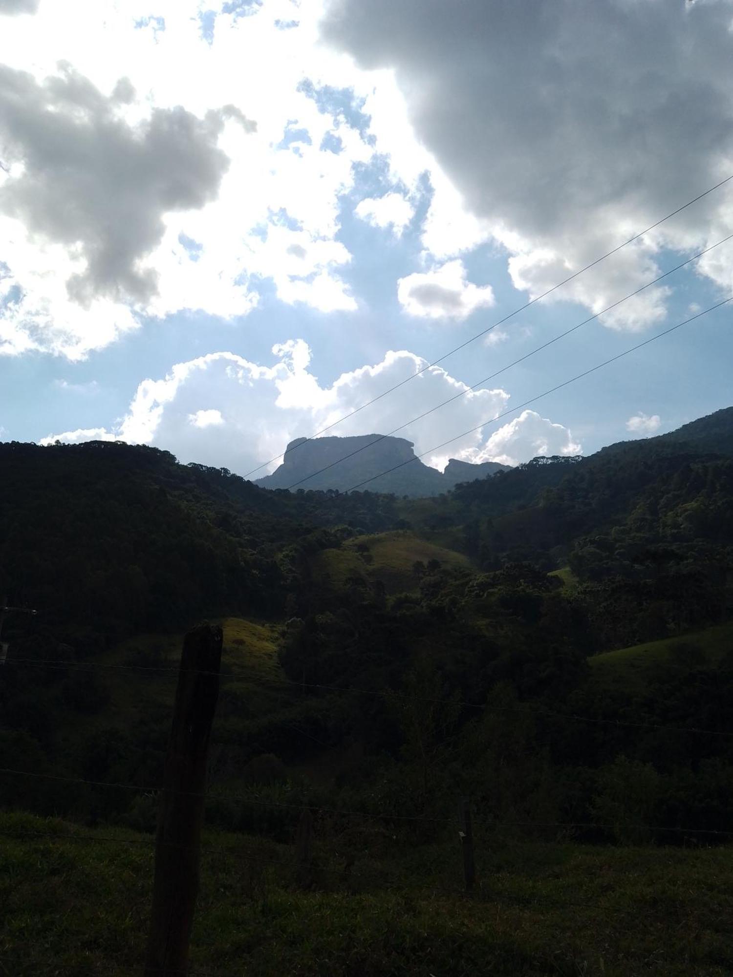Rancho Pe Da Pedra Villa São Bento do Sapucaí Oda fotoğraf
